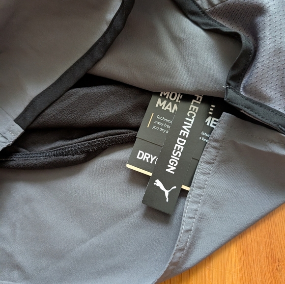 163/164.Nwt Puma Charcoal Gray Running Shorts - Picture 4 of 6